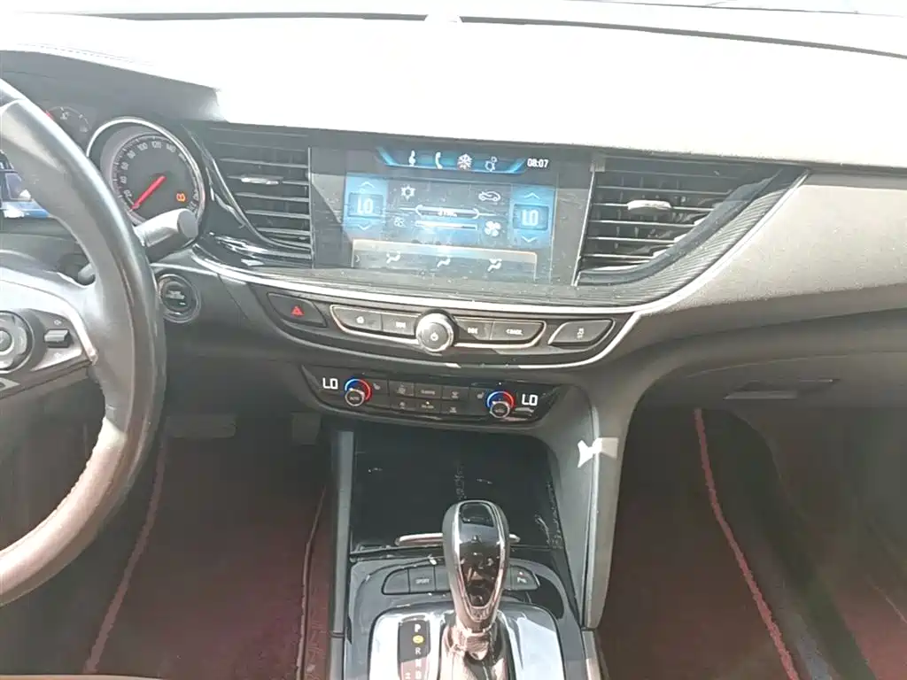 Buick Regal 2017 20T Elite Type фото 13