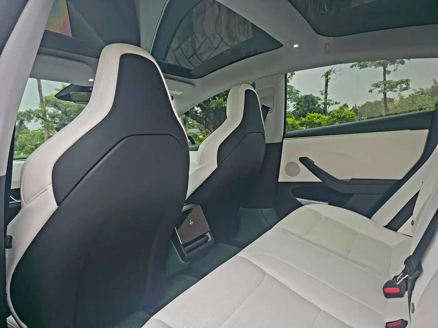 Фото 5 - Tesla Model 3