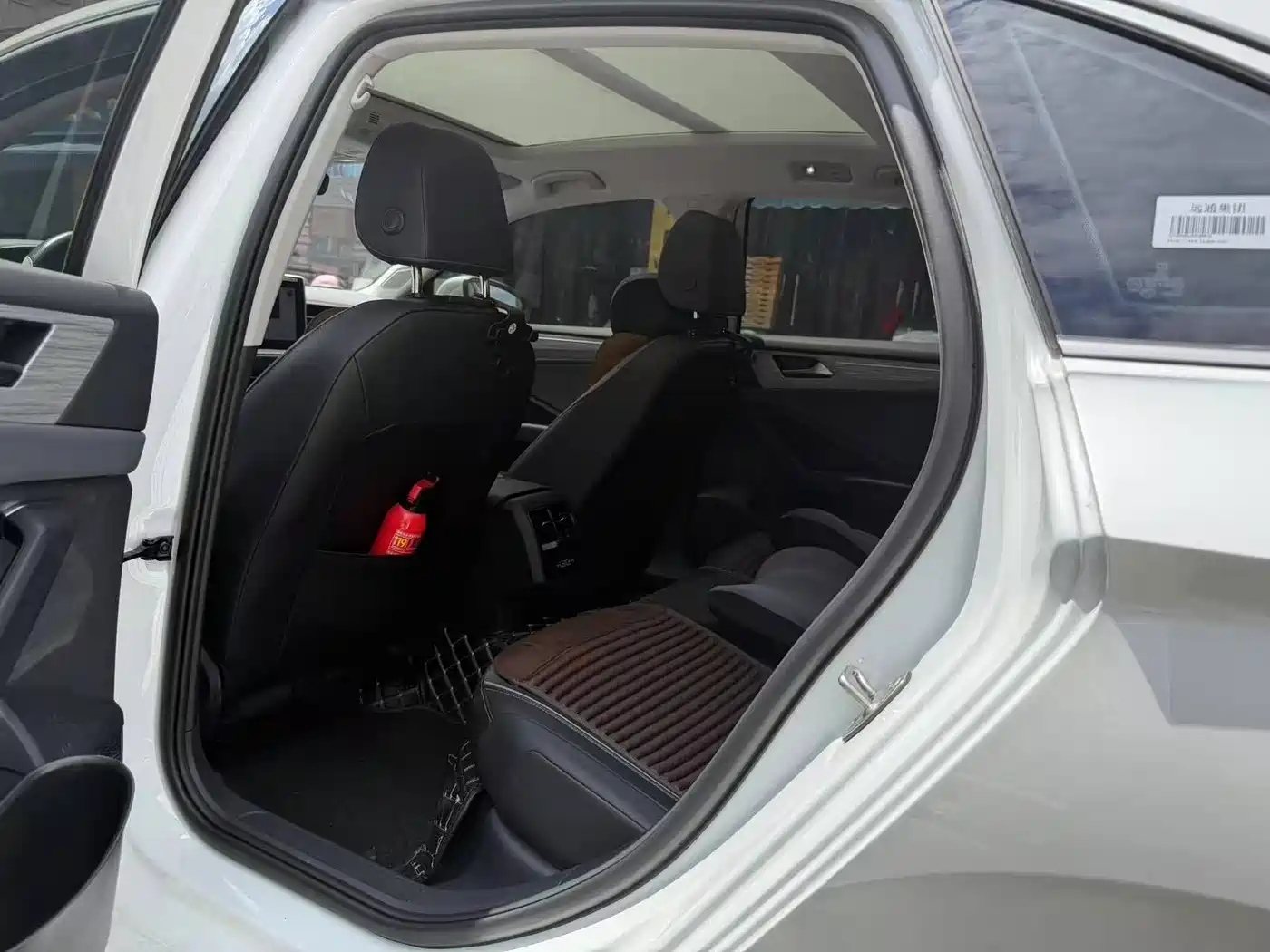 Volkswagen Sagitar, миниатюра 4