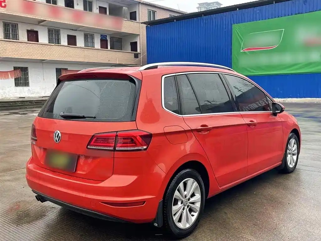 Volkswagen Golf Sportsvan 2018 230TSI Automatic Progressive фото 7
