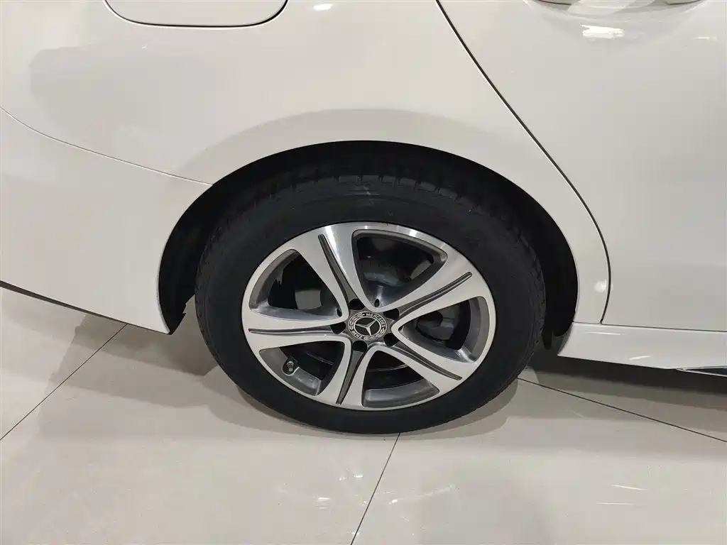 Mercedes-Benz C-Class 2022 C 200 L Sport Version фото 26