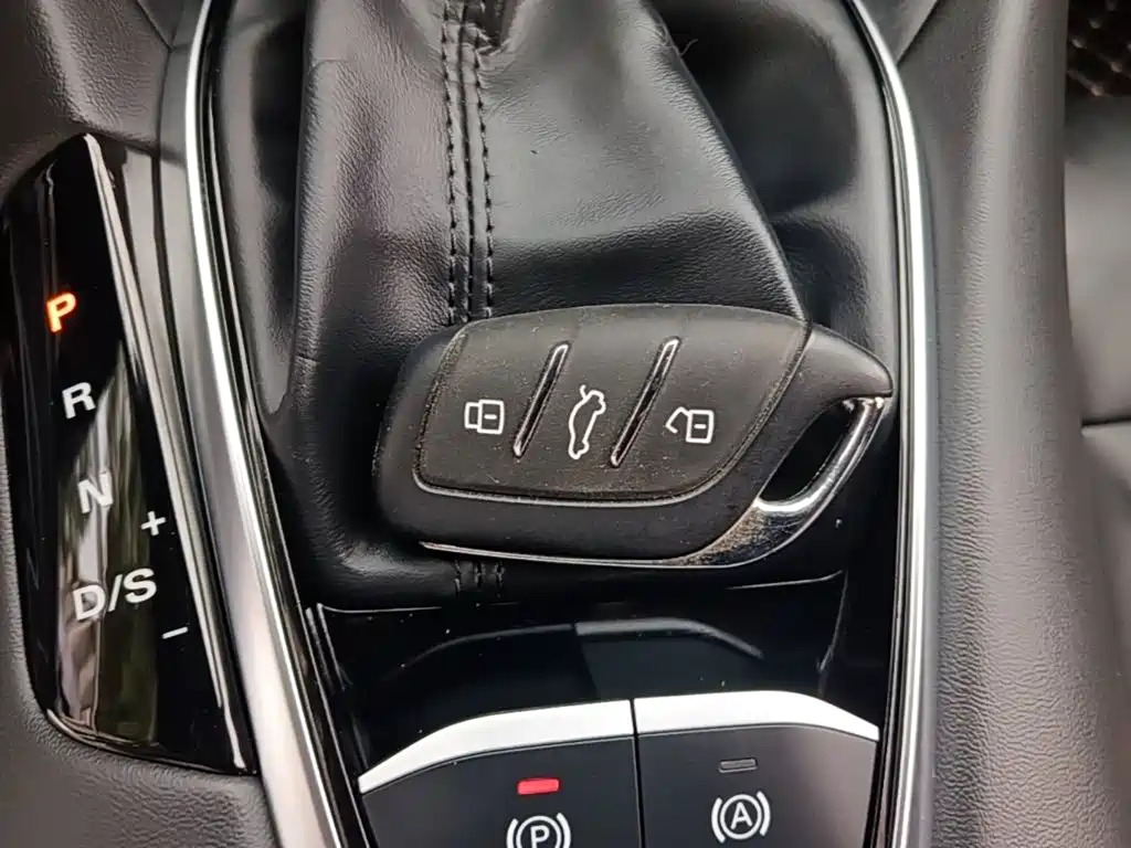 MG MG5 2025 2026 180DVVT Global Pioneer Edition