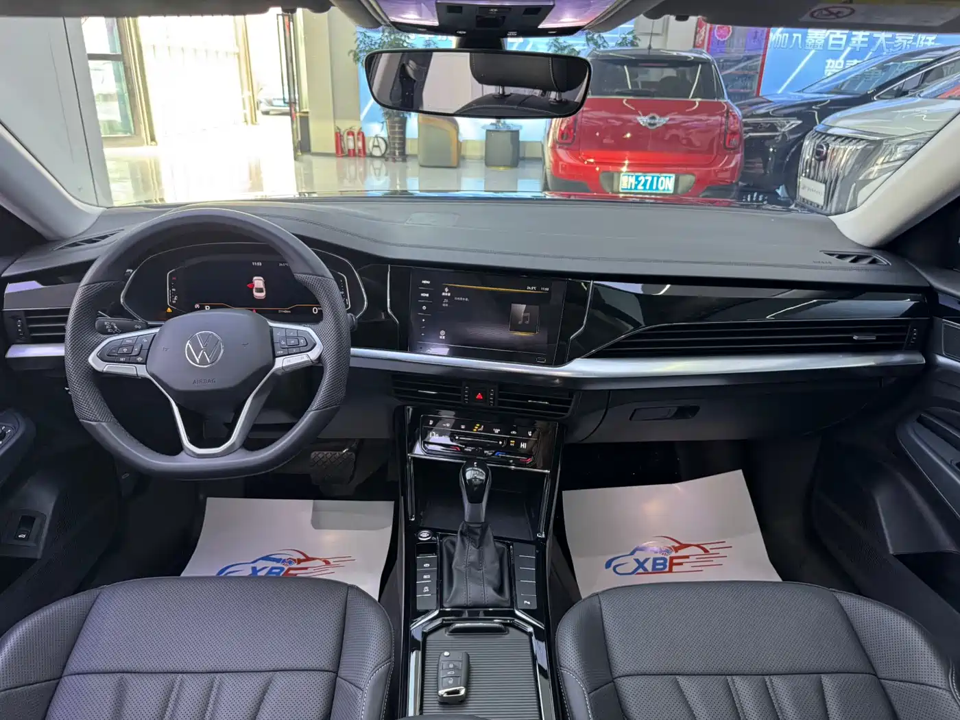 Volkswagen Passat 2025 Outstanding 330TSI Starlight Elite Edition фото 5