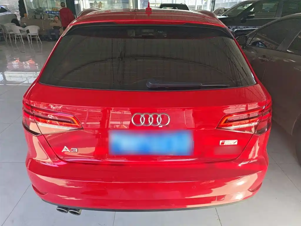 Audi A3 2018 30th Anniversary Sportback 35 TFSI Progressive фото 6