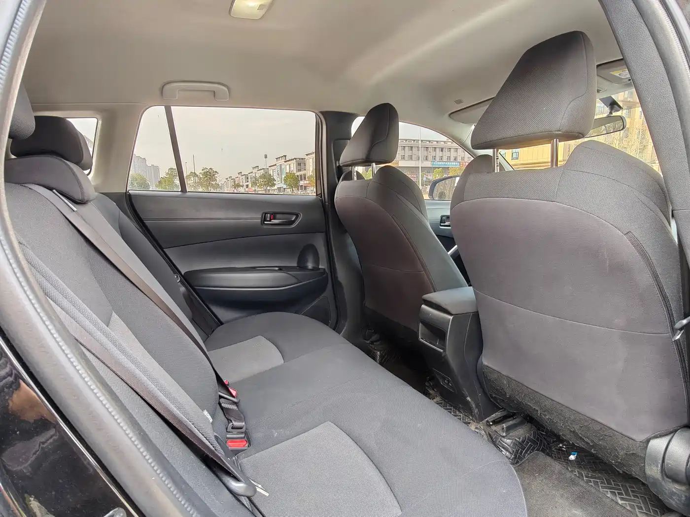 Toyota Frontlander 2022 2.0L CVT Elite фото 6