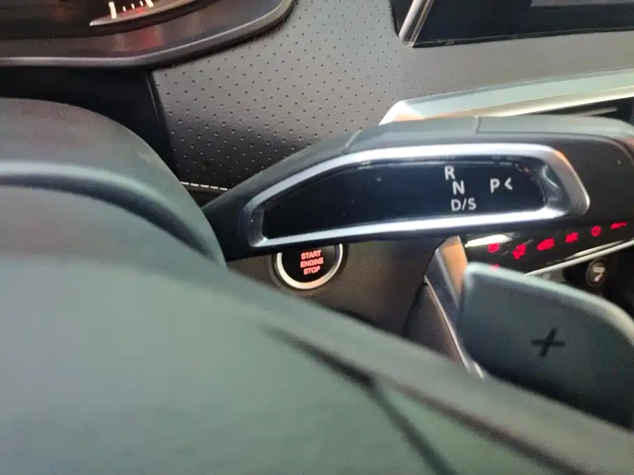 SAIC Maxus Maxus G50 2024 2023 Model PLUS 1.5T Happiness Recommended Auto Launch Edition