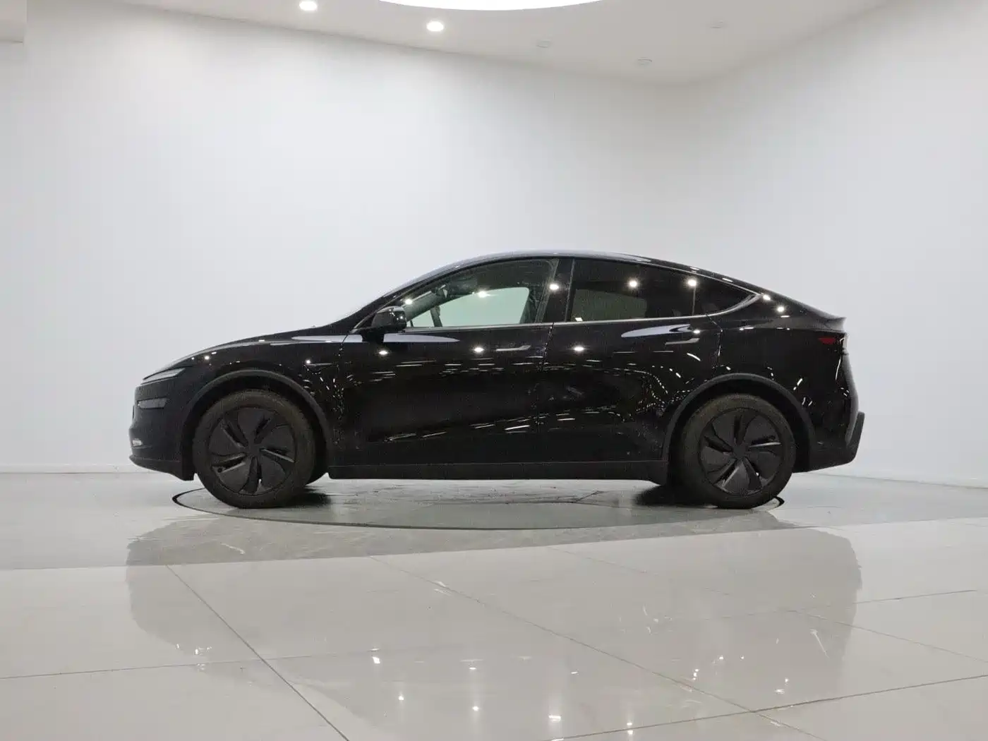 Tesla Model Y 2026 2026 Long Range Rear-Wheel Drive