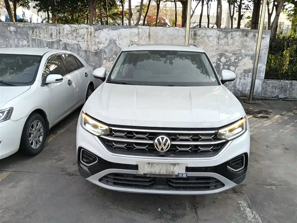 Volkswagen Tayron 2023 300TSI 2WD Luxury Plus Advanced Edition фото 3
