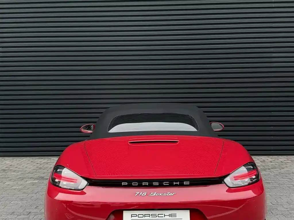 Porsche 718 2018 Boxster 2.0T фото 4
