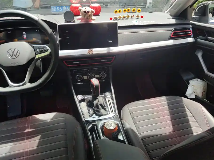 Volkswagen Lavida 2024 Model 300TSI DSG Starlight Full Comfort Edition фото 13