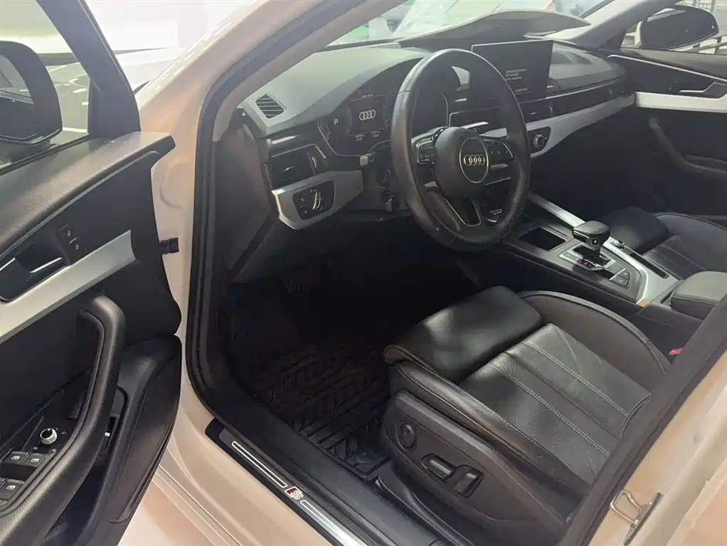 Audi A4L 2020 40 TFSI Fashion Dynamic Edition фото 8