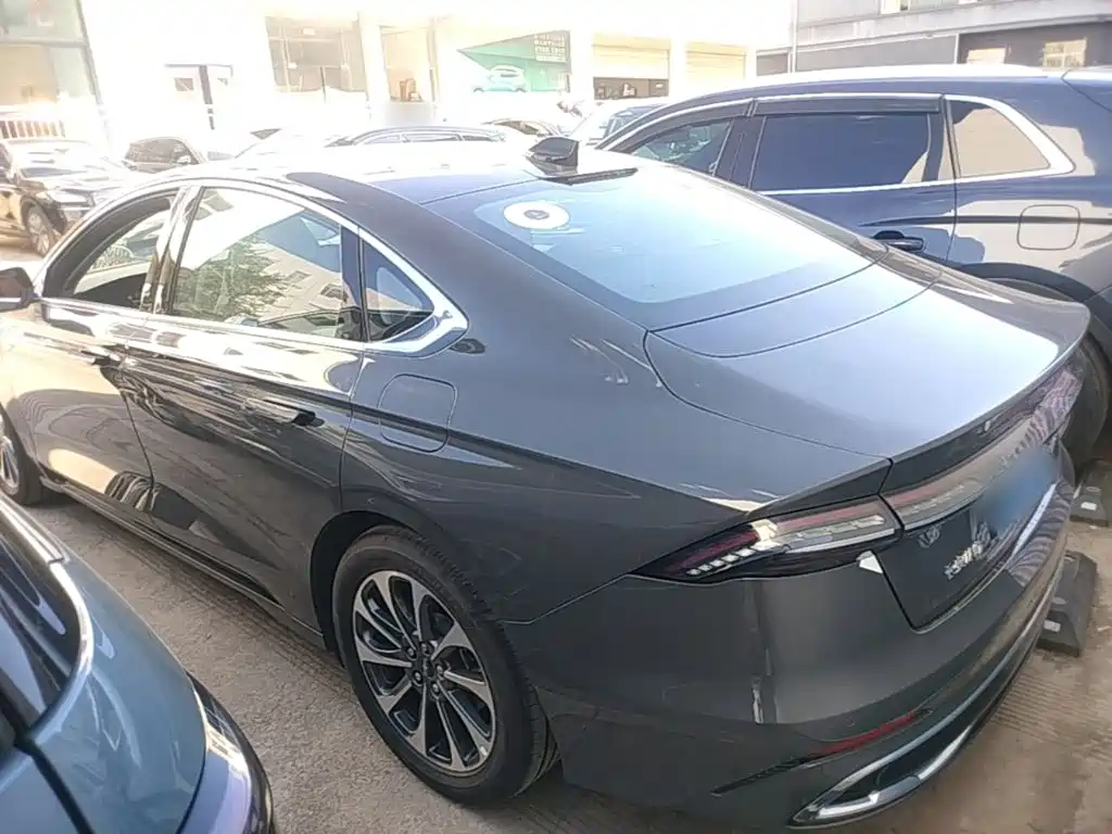 Photo 5 - Lincoln Z