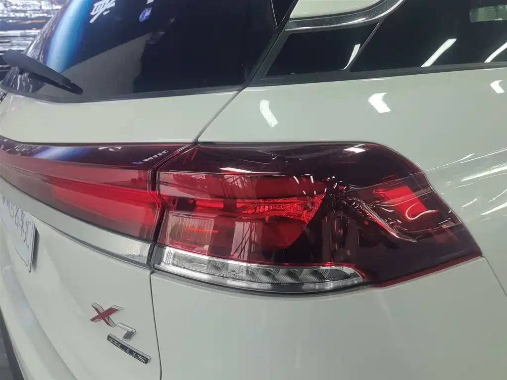 Changan X7 PLUS 2024 2024 1.5T Auto Prestige 7-Seater