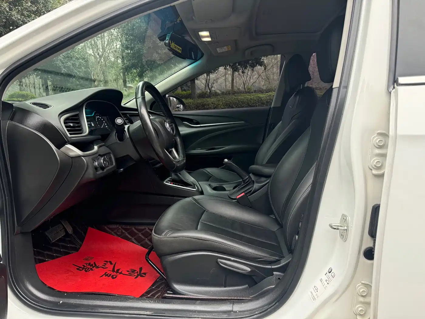 Buick Excelle 2019 18T Auto Connected Elite China VI фото 4