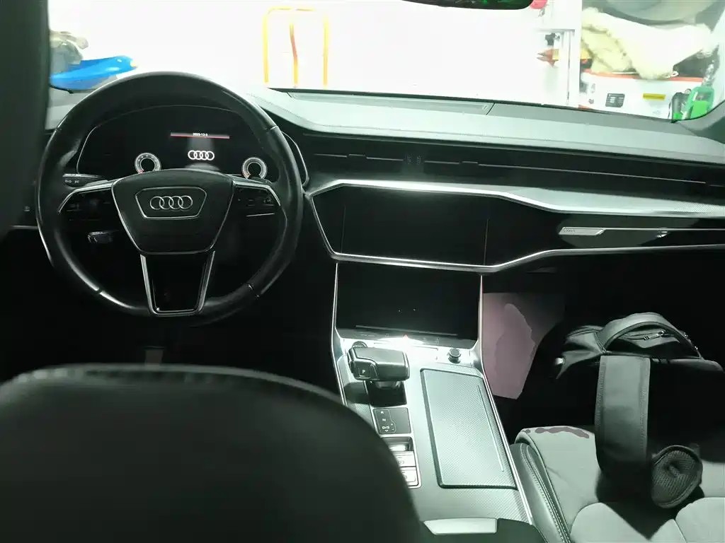 Audi A6L 2023 Facelift 45 TFSI Premium Dynamic фото 10