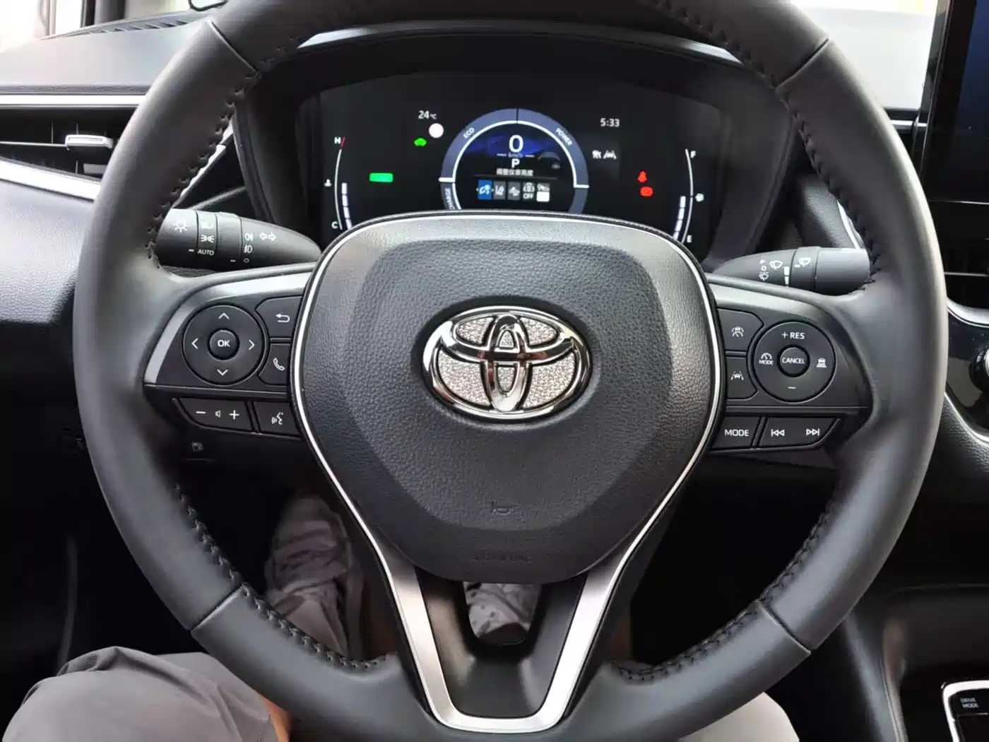 Toyota Corolla 2024 Model 1.8L Smart Hybrid Elite Edition фото 12