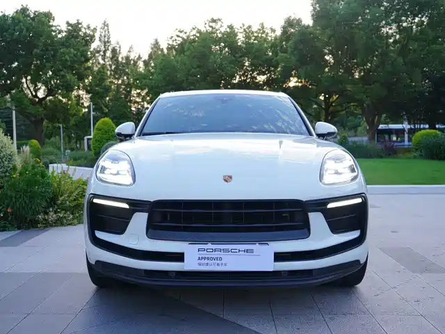 Porsche Macan 2024 Macan 2.0T — фото 2