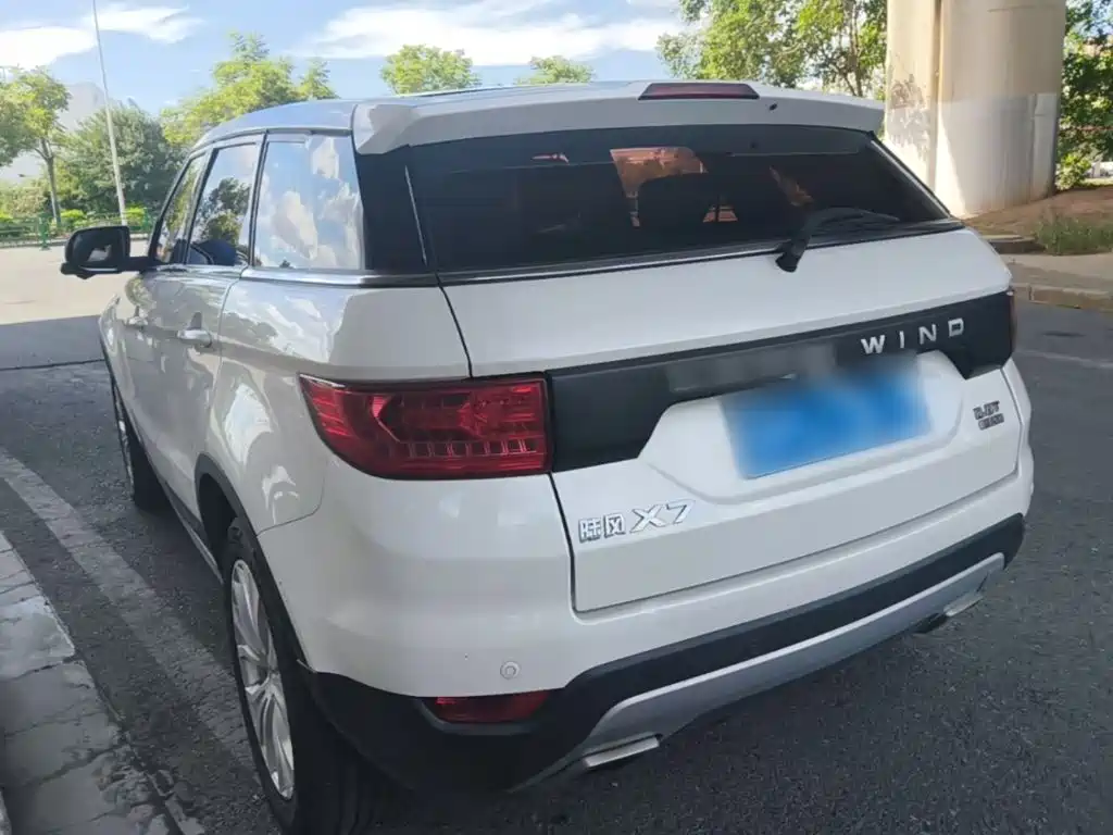 Landwind X7 2017 2016 2.0T Panorama Luxury
