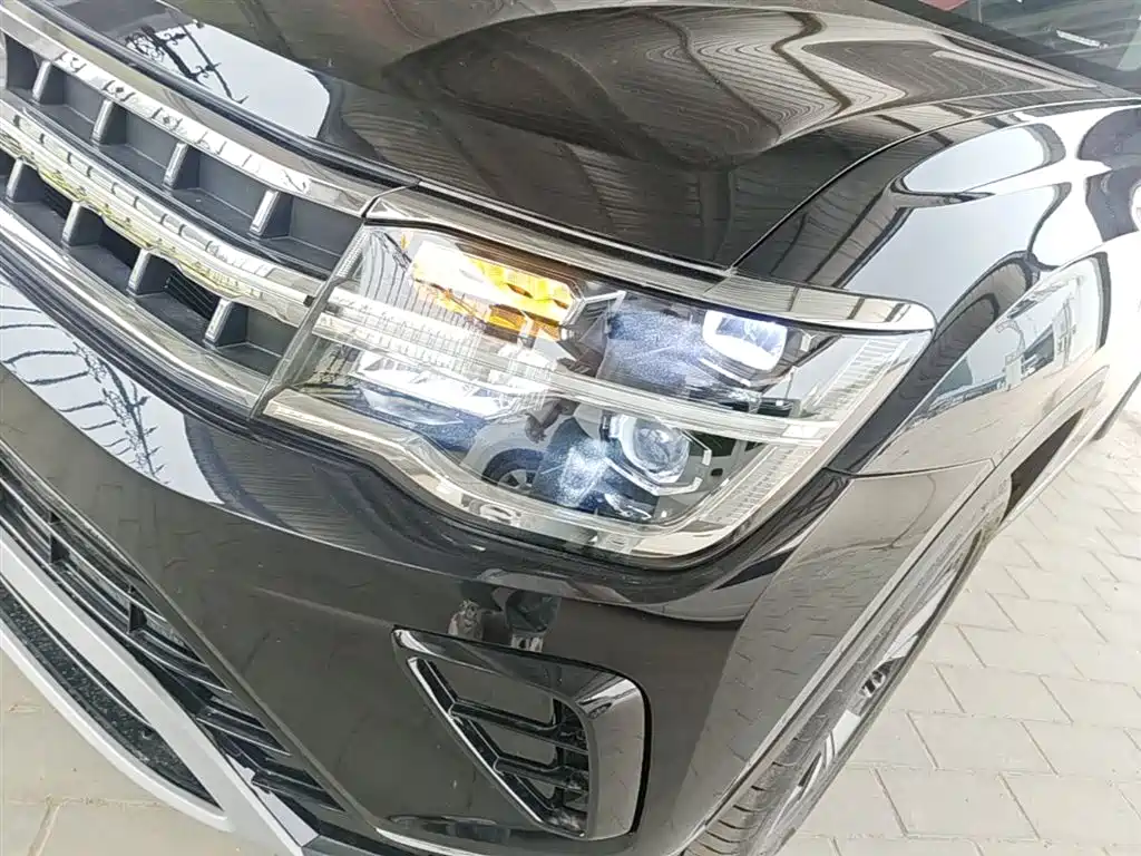 Volkswagen Teramont 2024 380TSI 4WD Dragon Glory Edition фото 24