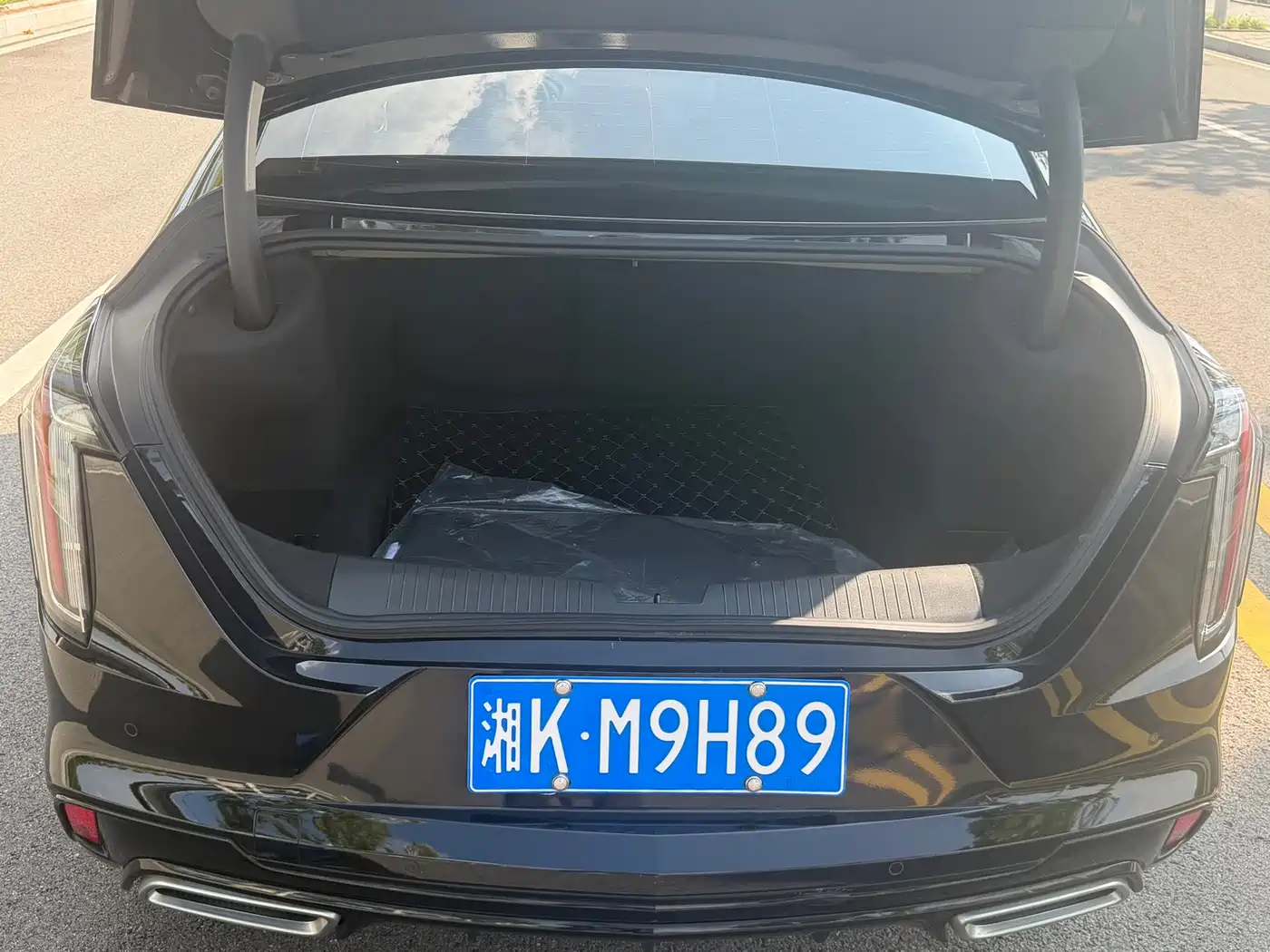 Cadillac CT4 2024 2023 25T Luxury Model