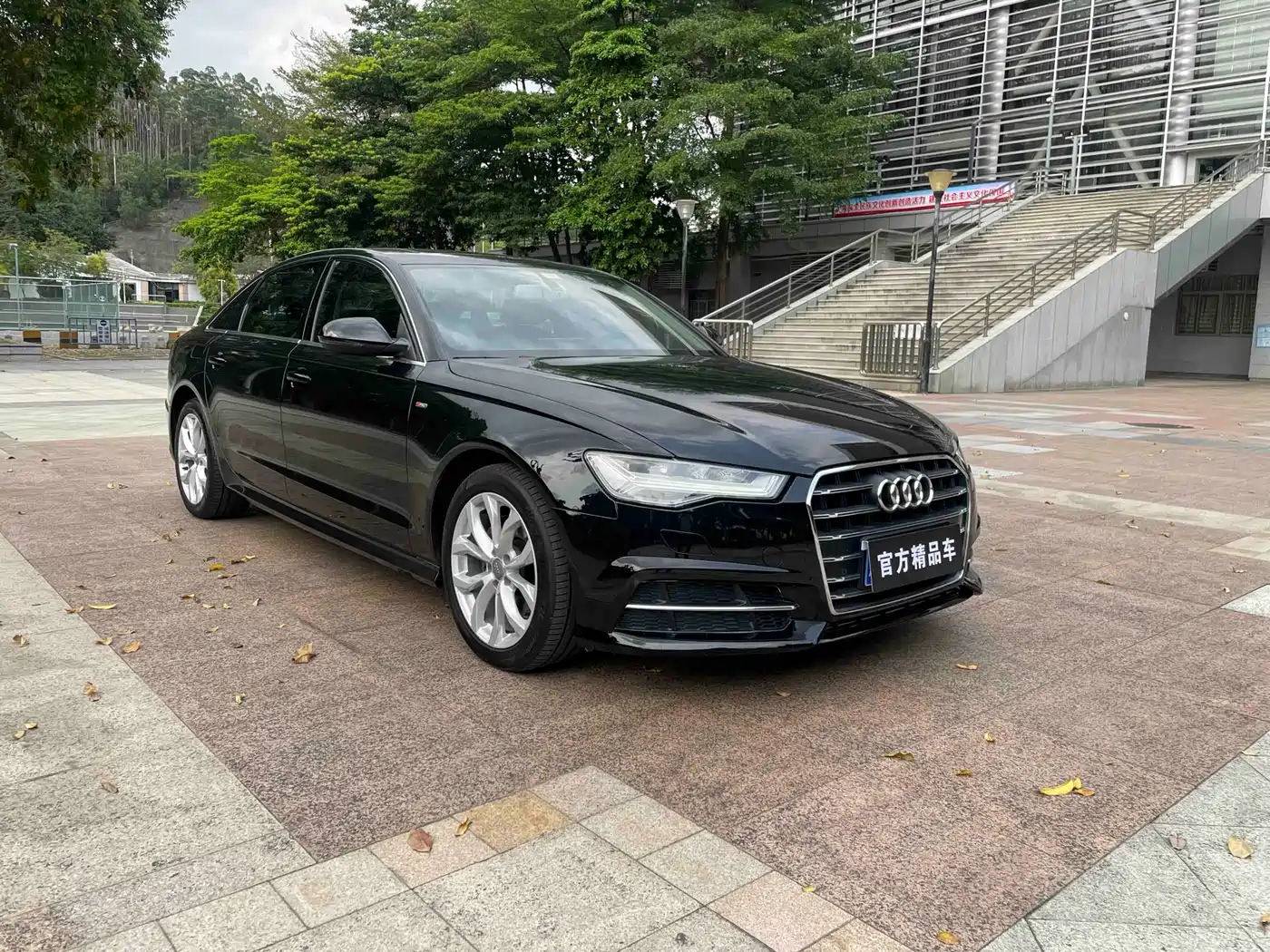 Audi A6L 2018 30th Anniversary 35 TFSI Fashion фото 4