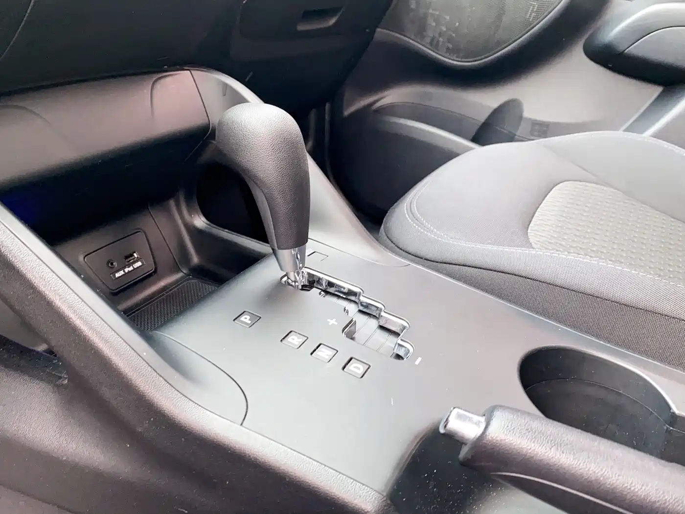 Hyundai Beijing Hyundai ix35 2013 2.0L Automatic 2WD Comfort GL China IV фото 13