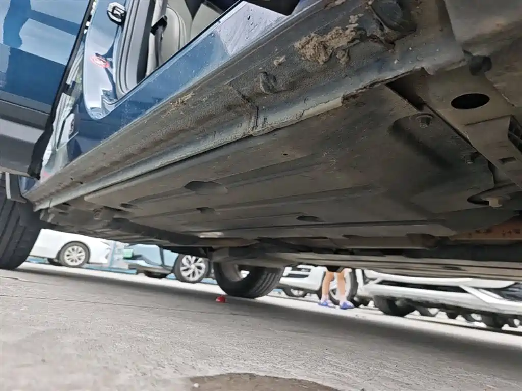 Lynk & Co 01 2019 2.0T 2WD Pro Edition China V фото 19