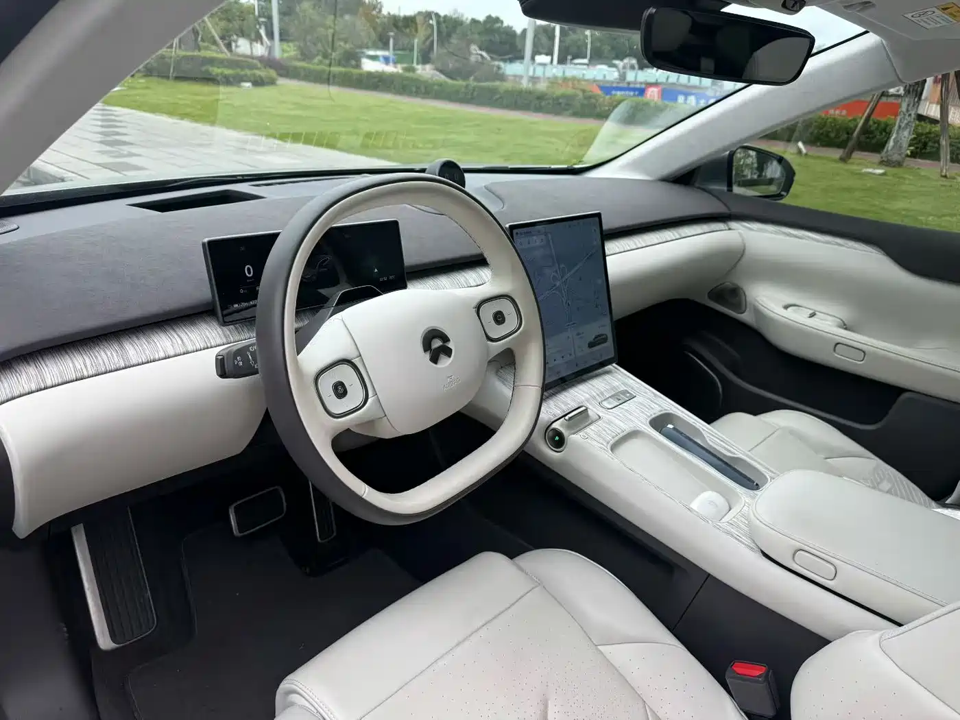 NIO ET7 2023 2022 100kWh Launch Edition