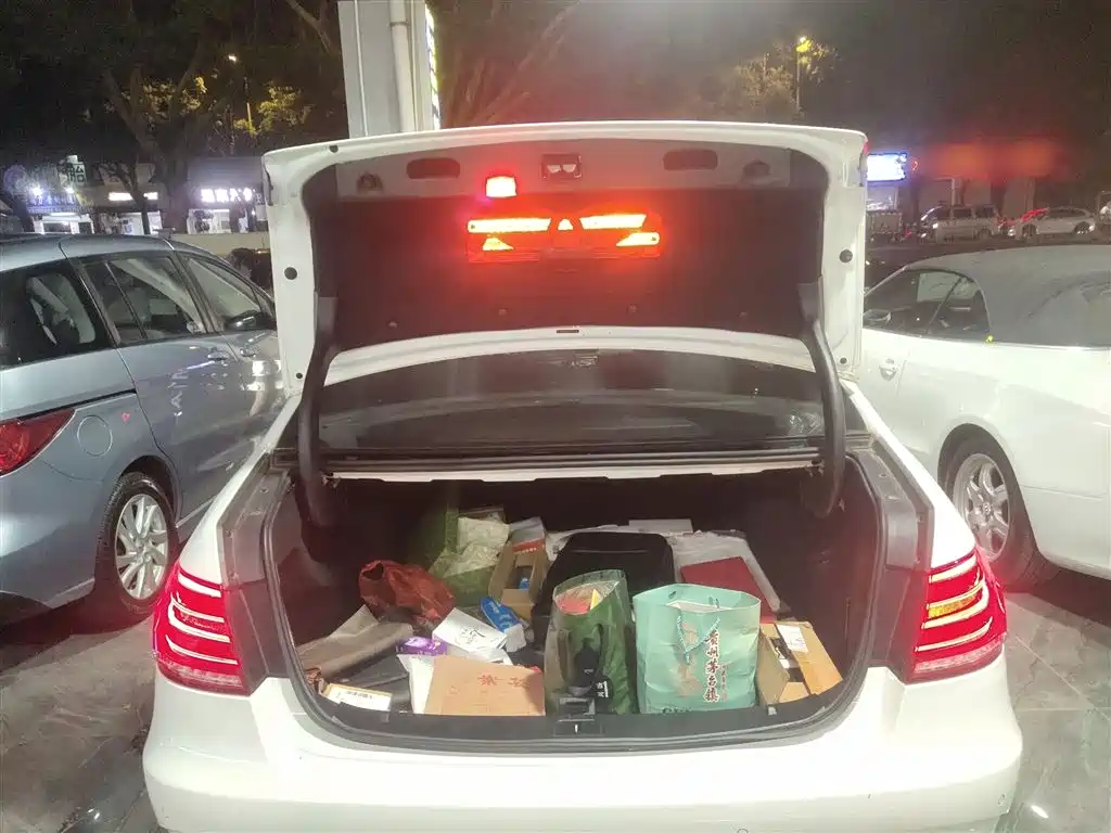 Mercedes-Benz E-Class 2015 Facelift E 200 L Sport фото 19