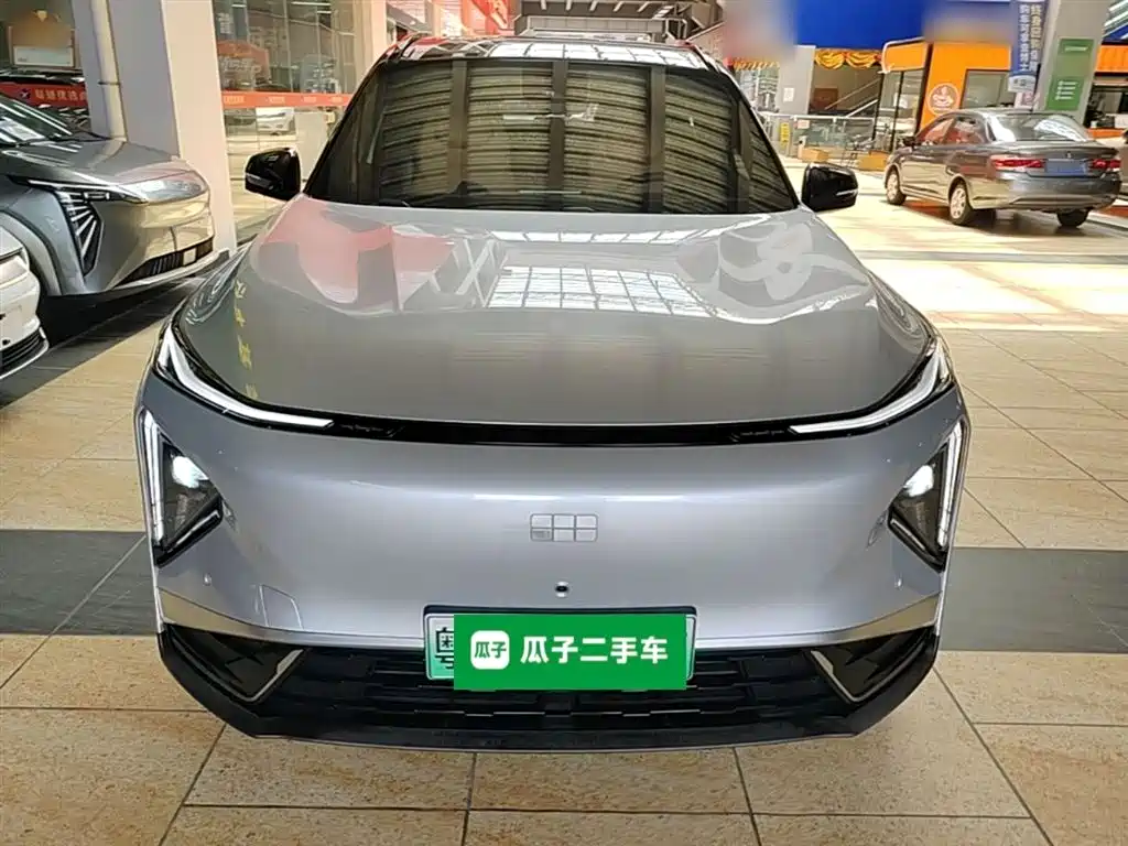 Geely Galaxy Galaxy L7 2025 EM-i 115km Explorer+ Edition фото 3