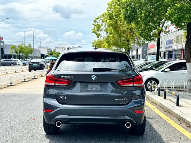 BMW X1 2021 sDrive25Li Leading — фото 5