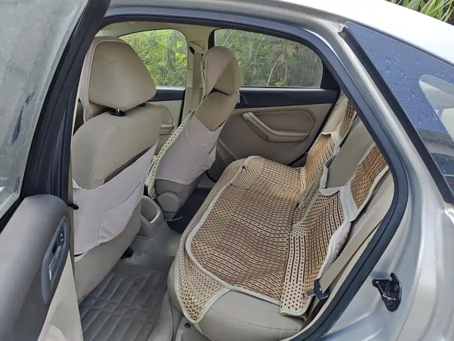 Photo 11 - Ford Focus