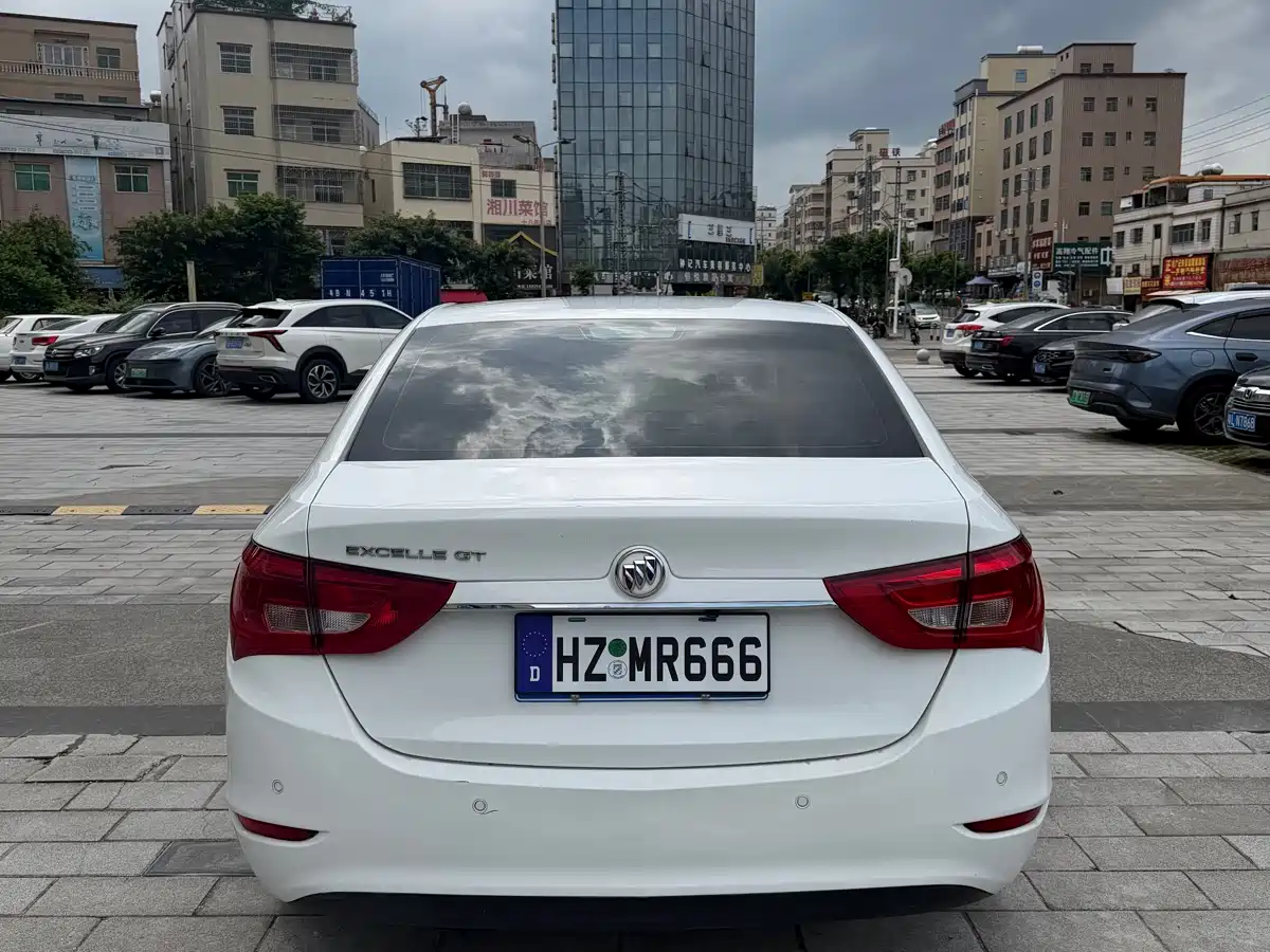 Buick Excelle 2015 18T Dual-Clutch Luxury фото 5