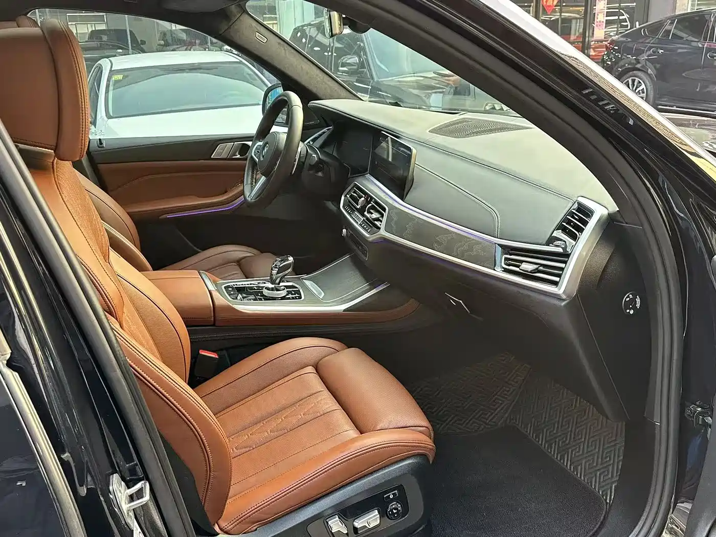 BMW X7 2020 xDrive40i Premium M Sport Package фото 6