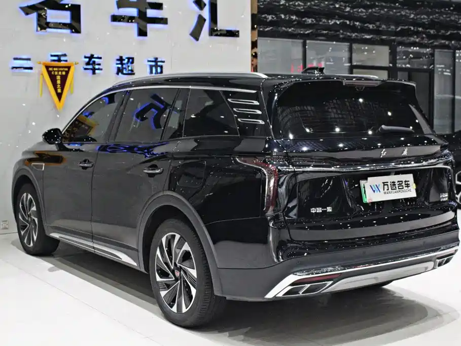 Photo 18 - Hongqi HS7 PHEV