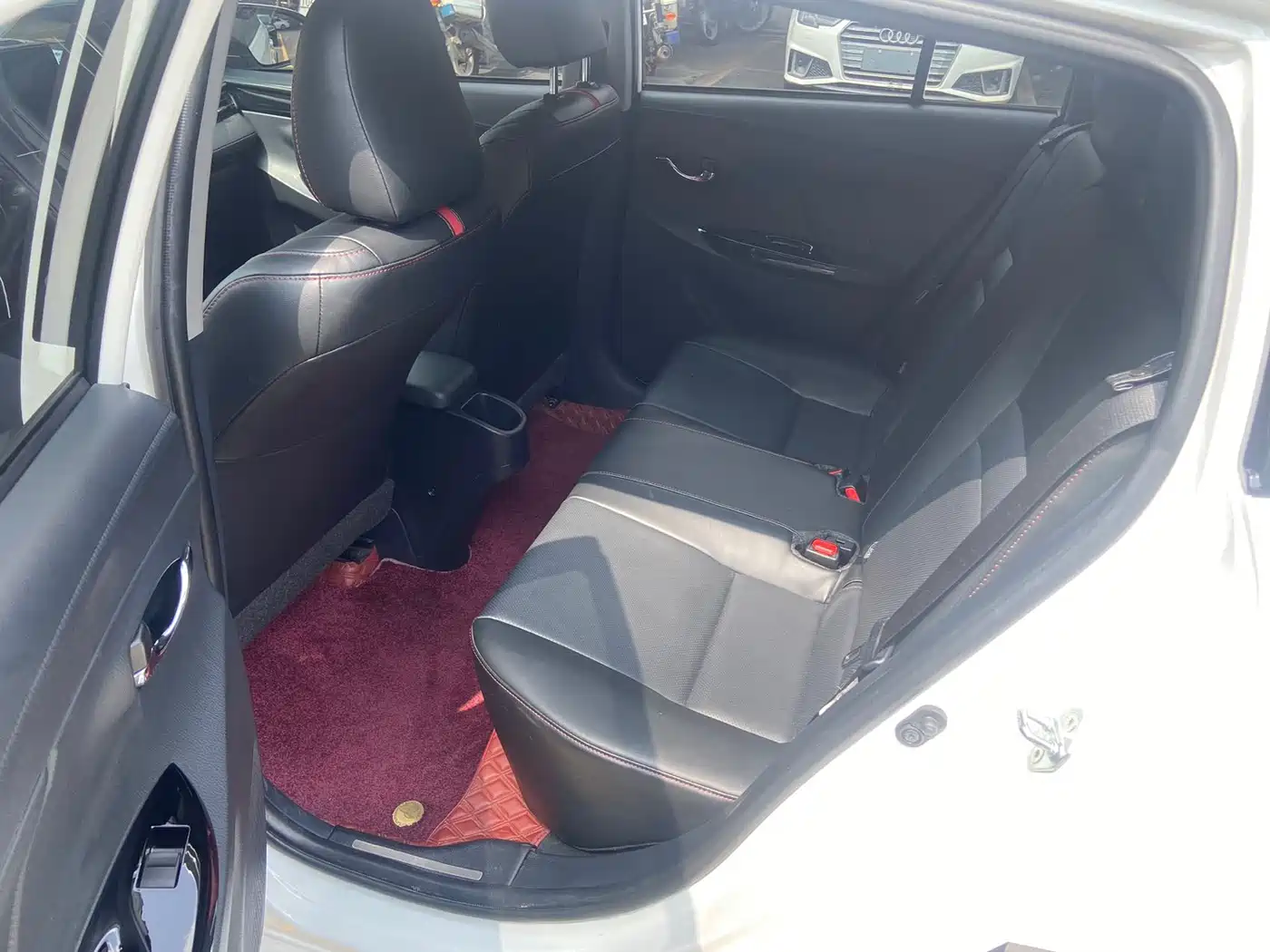 Toyota Yaris, миниатюра 11