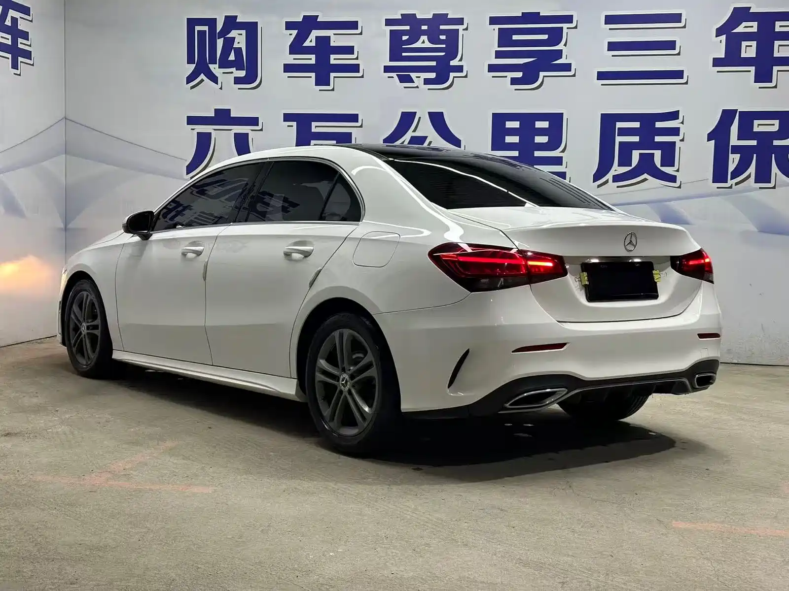 صورة 4 - Mercedes-Benz A-Class