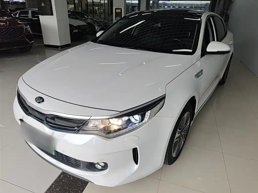 Kia K5 New Energy 2019 2.0L LUX