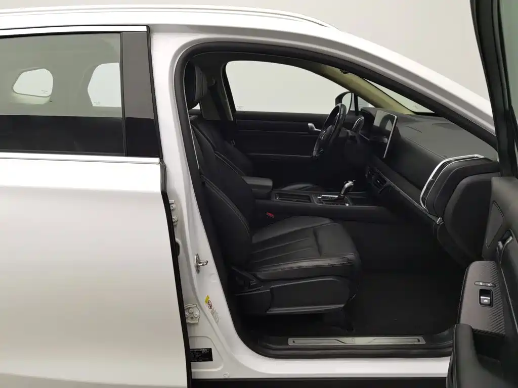 BYD Tang 2020 2019 2.0T Automatic Smart Connect Luxury 5-seater China VI