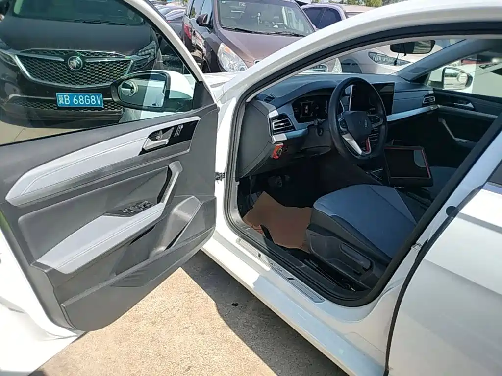 Volkswagen Lavida, миниатюра 12