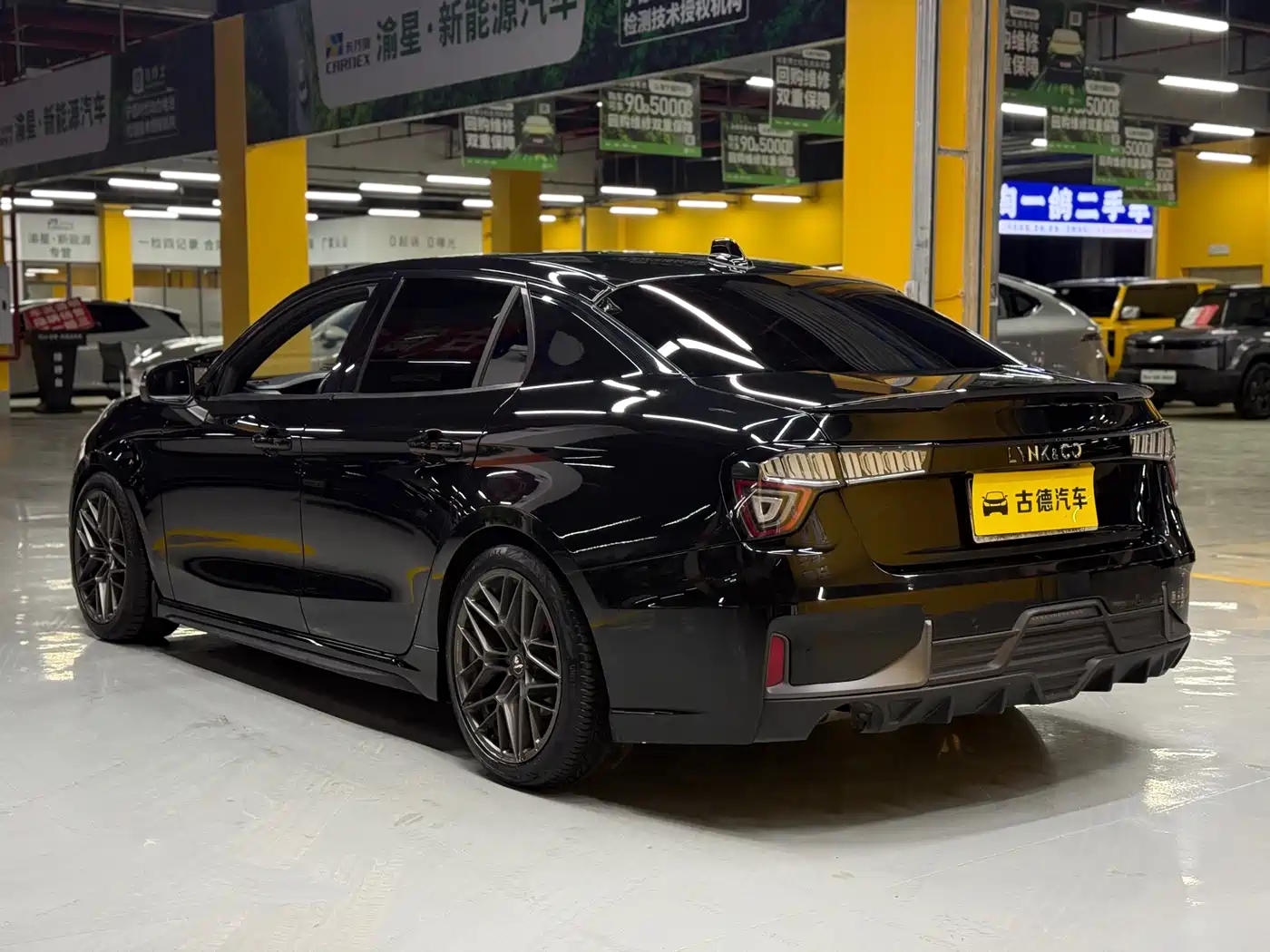 Lynk & Co 03 2021 1.5TD DCT Jin Champion Edition фото 7