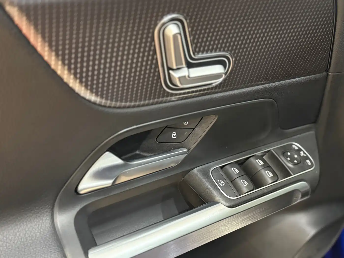 Mercedes-Benz GLB 2020 GLB 200 Dynamic фото 12