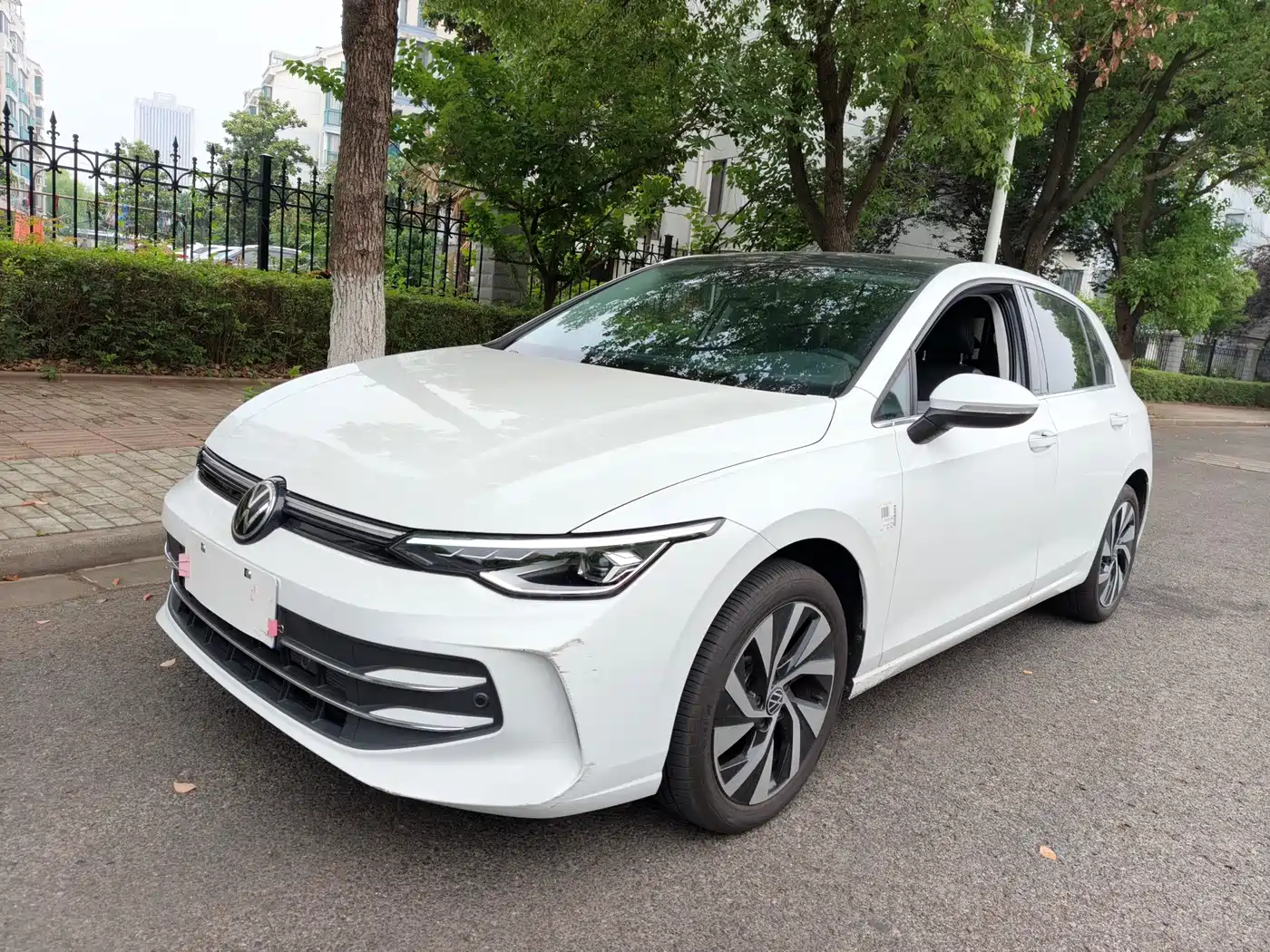 Volkswagen Golf 2025 300TSI Pro фото 2