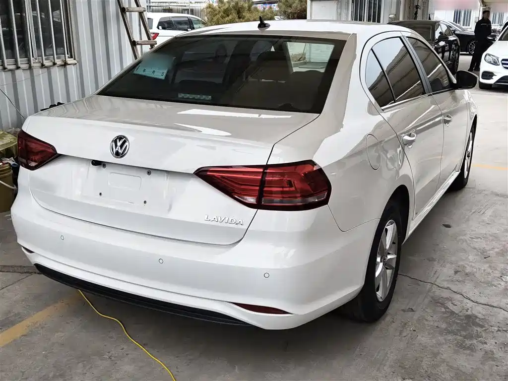 Volkswagen Lavida 2019 Lavida Start 1.5L Auto Trend (China VI) фото 7