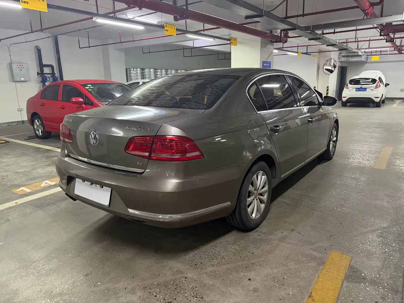 Volkswagen Magotan 2015 1.8TSI Leading фото 5