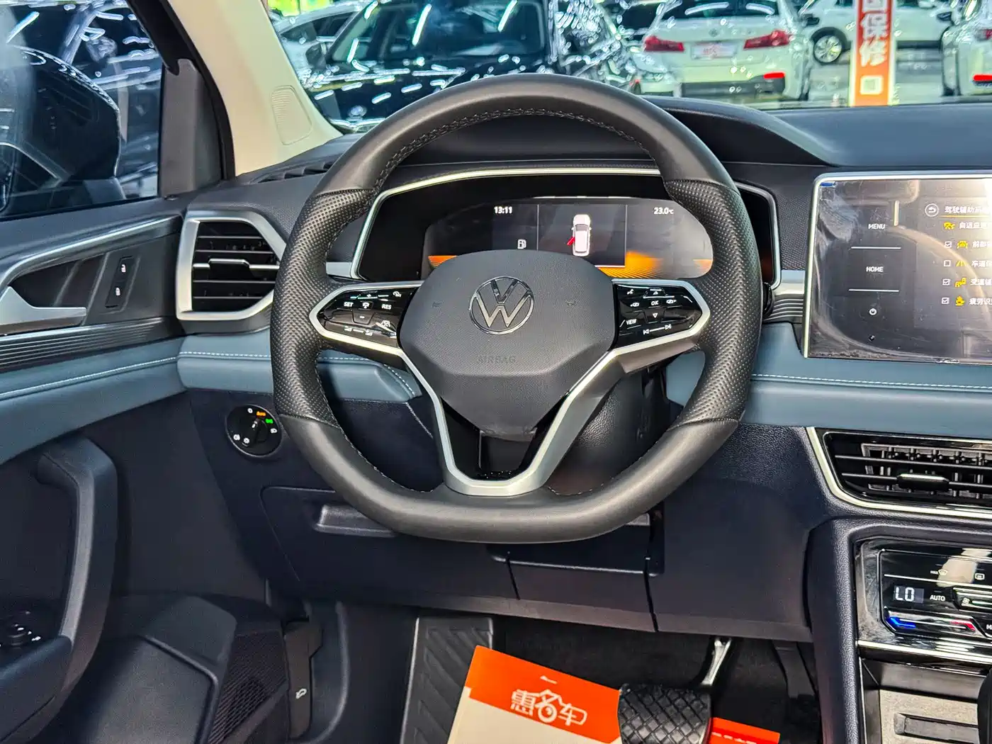 Volkswagen Tharu 2023 300TSI 2WD Bright Moon Edition фото 7