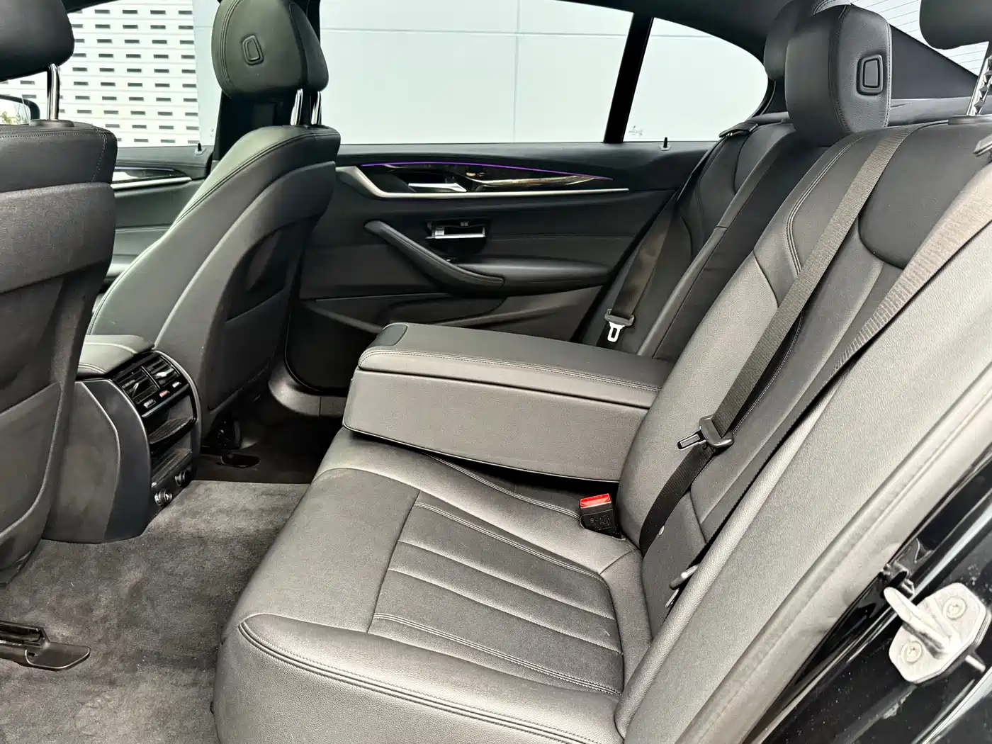 BMW 5 Series 2018 525Li M Sport Package фото 9