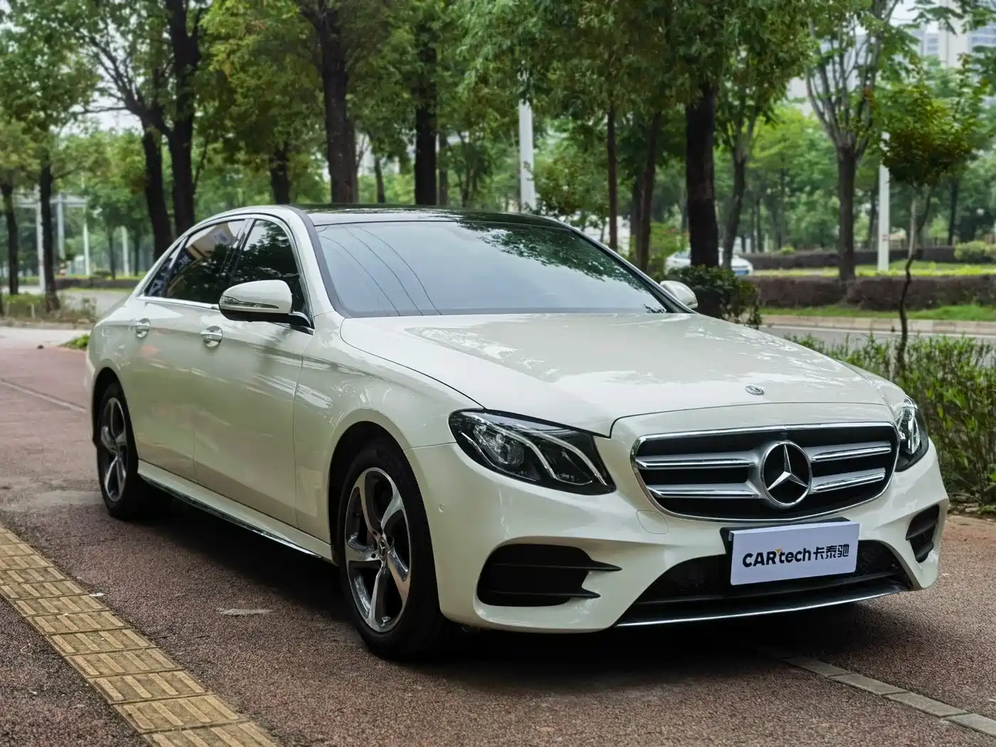Mercedes-Benz E-Class 2019 Facelift E 300 L Sport Luxury фото 2