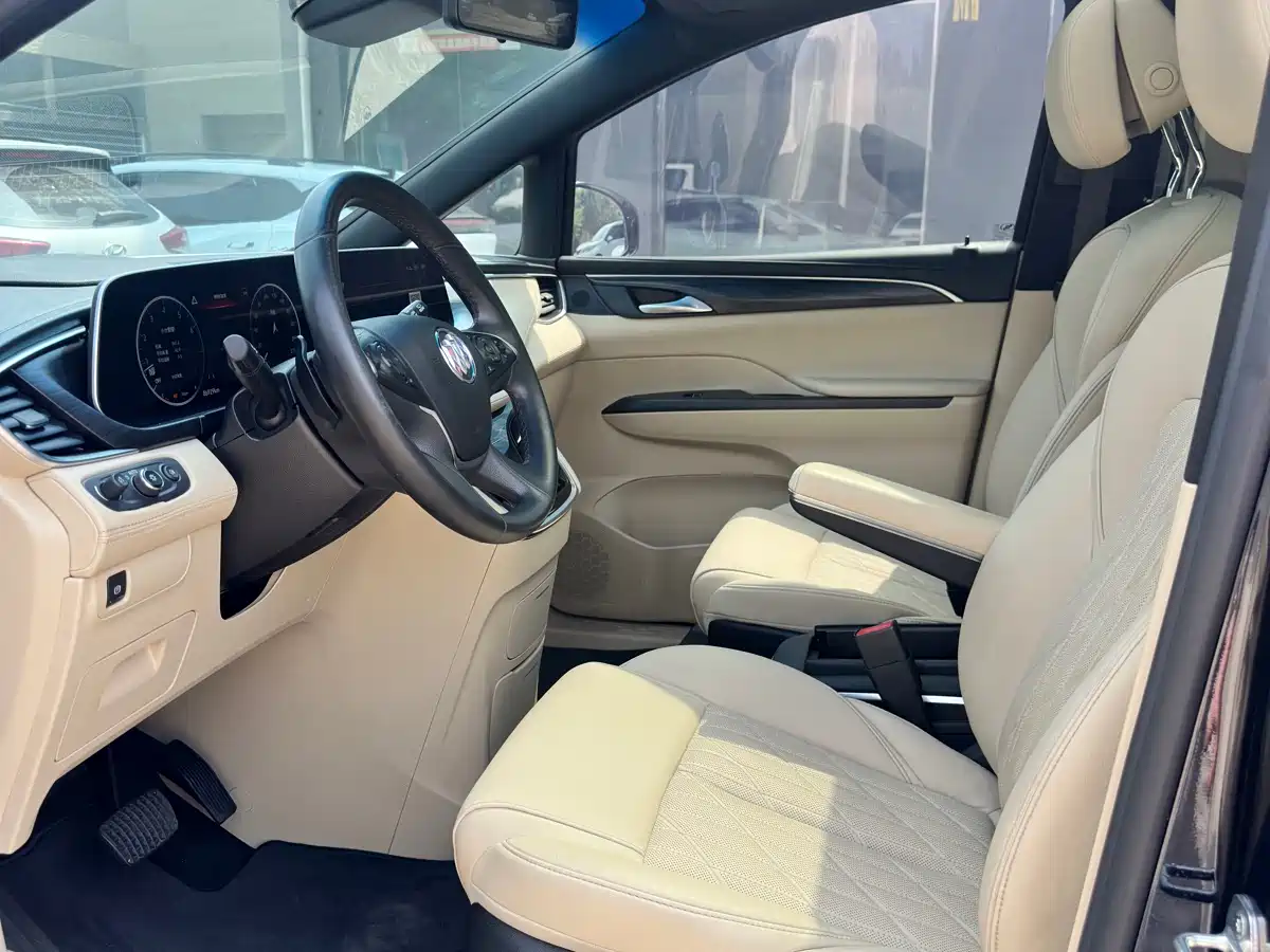BUICK GL8