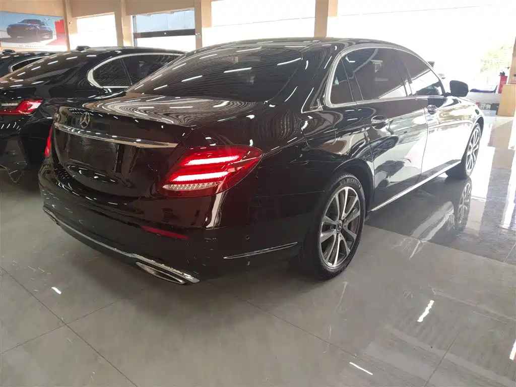 Mercedes-Benz E-Class 2020 E 260 L фото 7